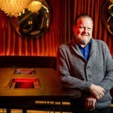 "Sans le travail remarquable de Magda Bossy, le FIFF n’existerait pas", souligne Thierry Jobin, directeur artistique du festival. KEYSTONE/JEAN-CHRISTOPHE BOTT